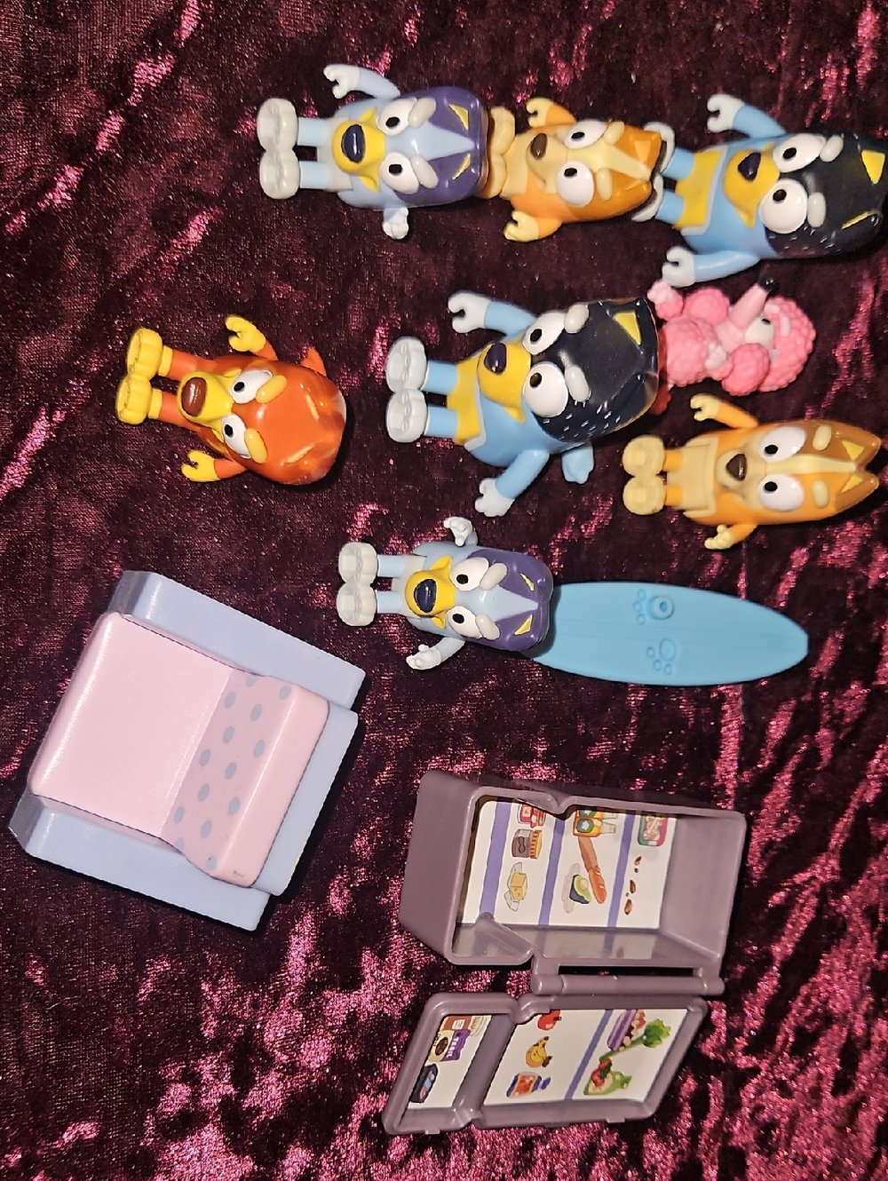 Bluey Mini Figure Playset Set Off 11 Items